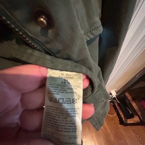 Utility Jacket - Picture 5 of 5